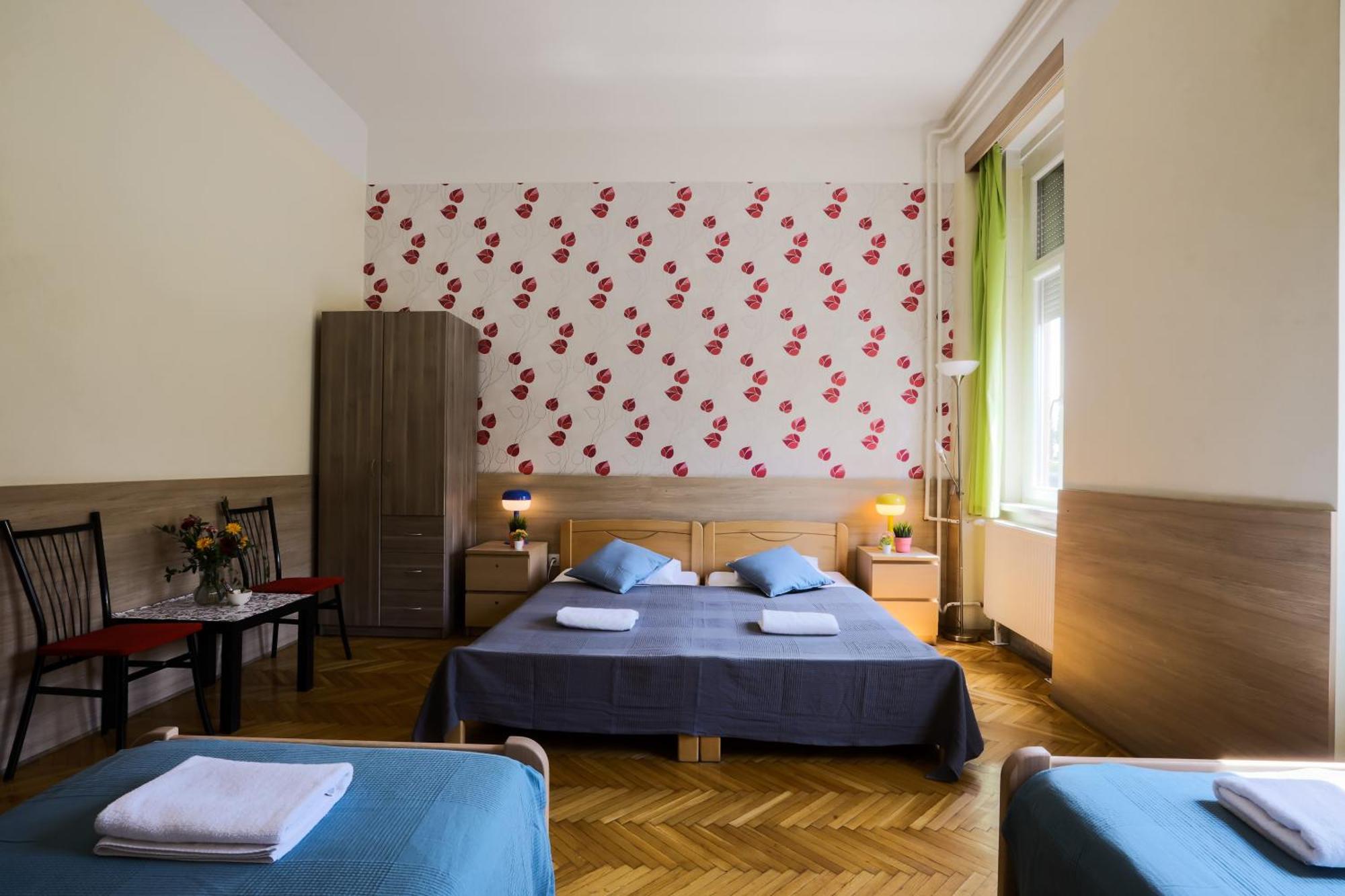 East Station Private Rooms Budapeste Quarto foto